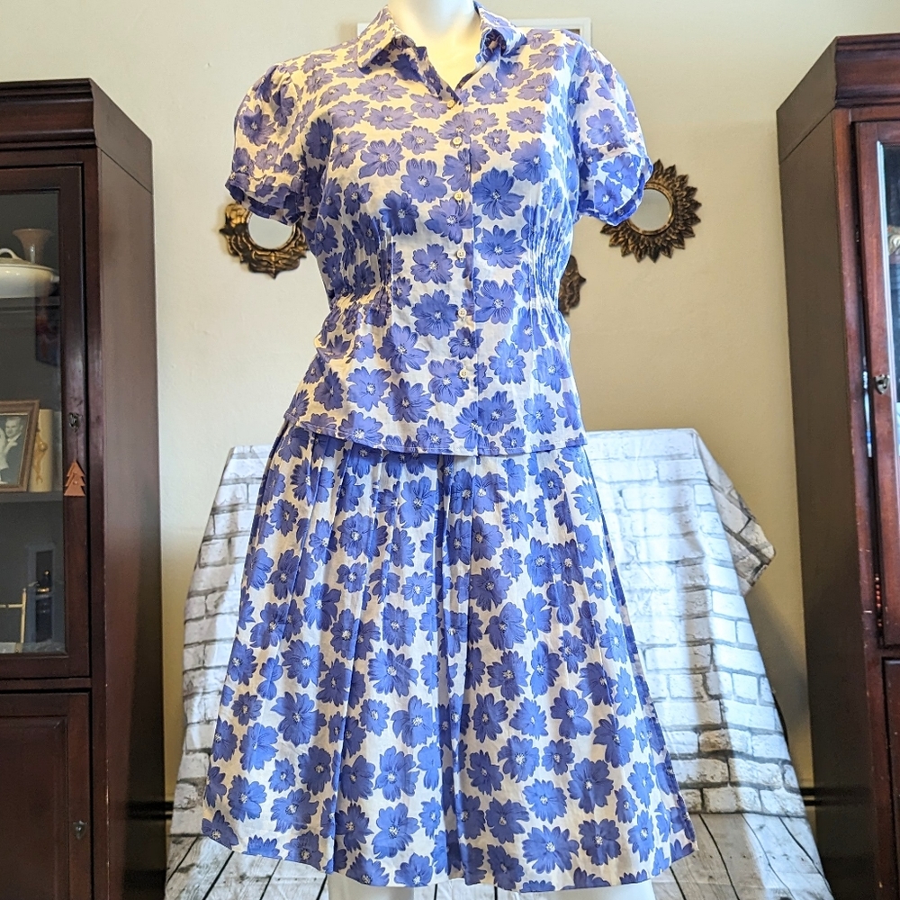 🆕Tara Jarmon 2 piece wrap dress and jacket